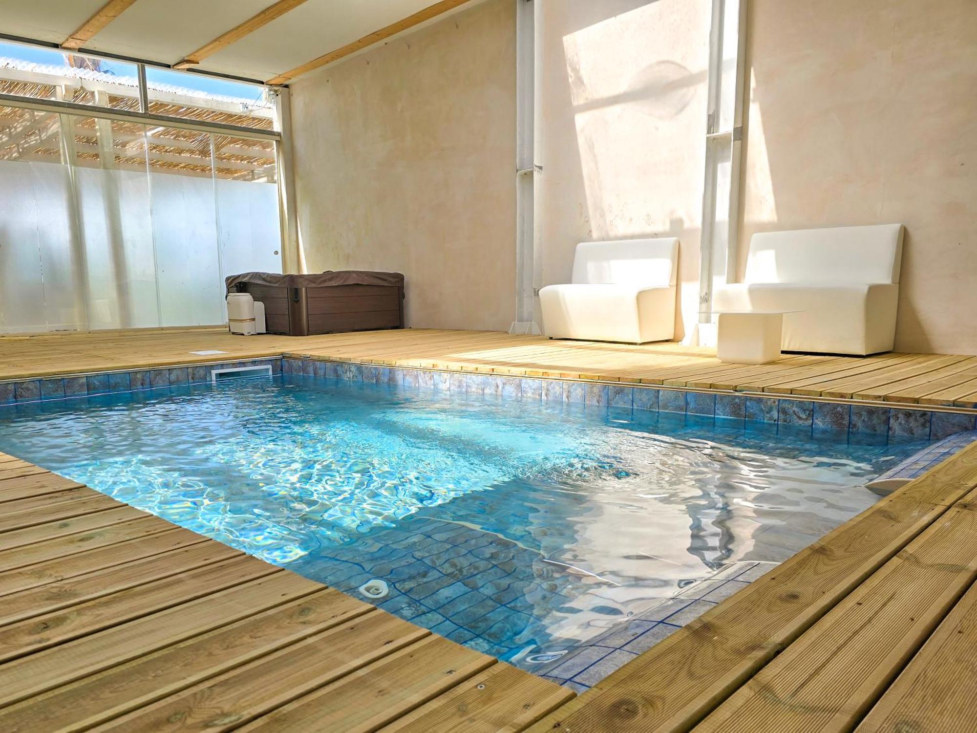 Hotel Artemide Mare Paestum Buitenkant foto